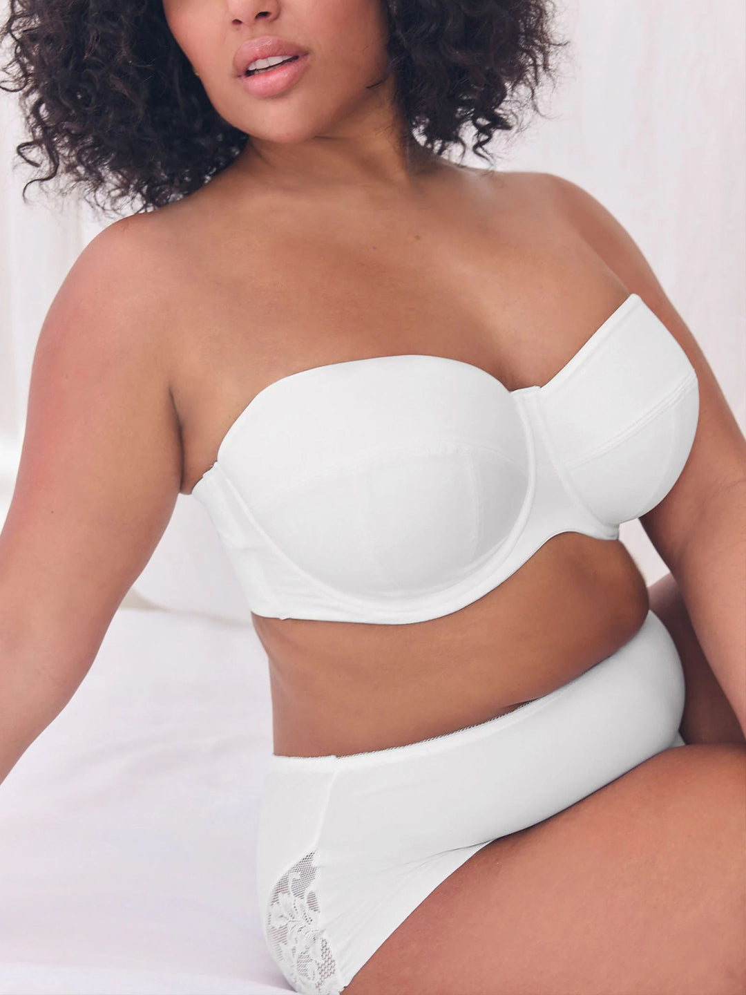 Womens Lightly Padded Strapless Multiway Underwired Bra