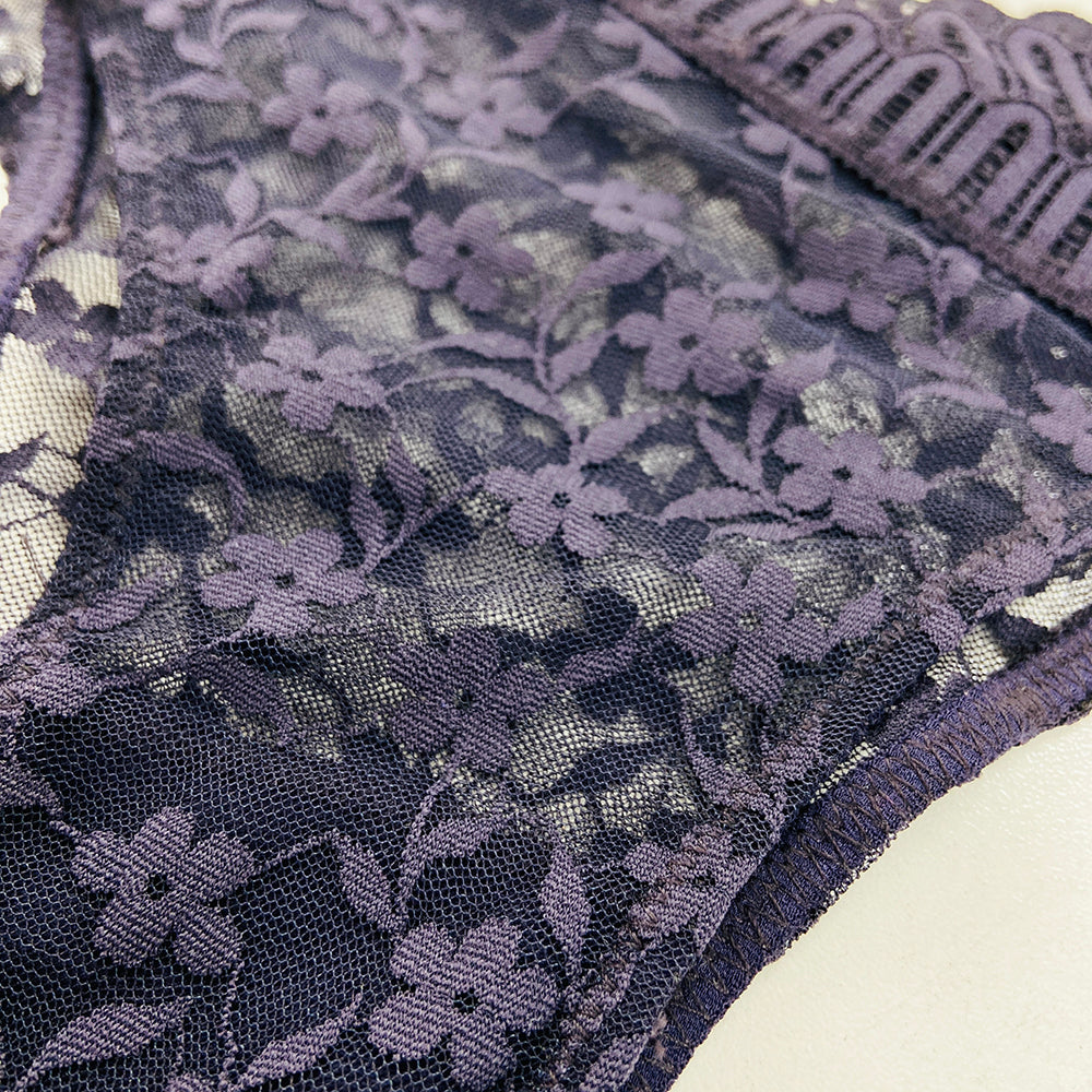Ladies Lace Thong with Side Ruffles