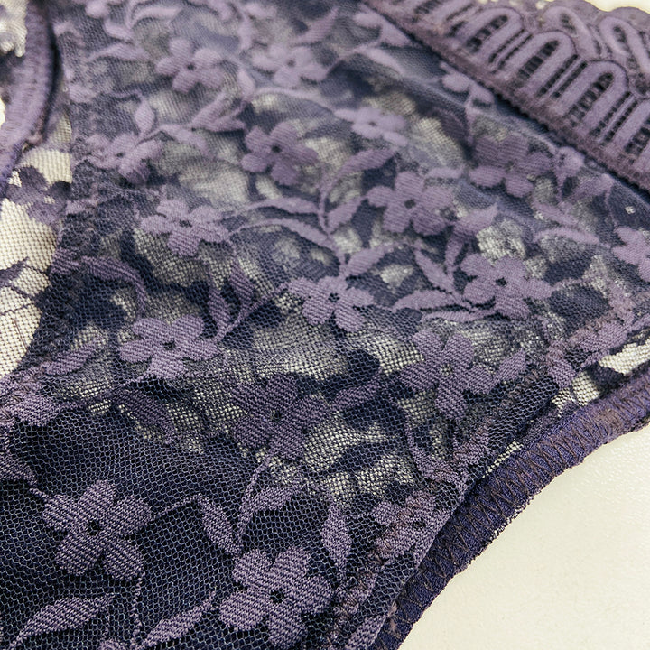 Ladies Lace Thong with Side Ruffles