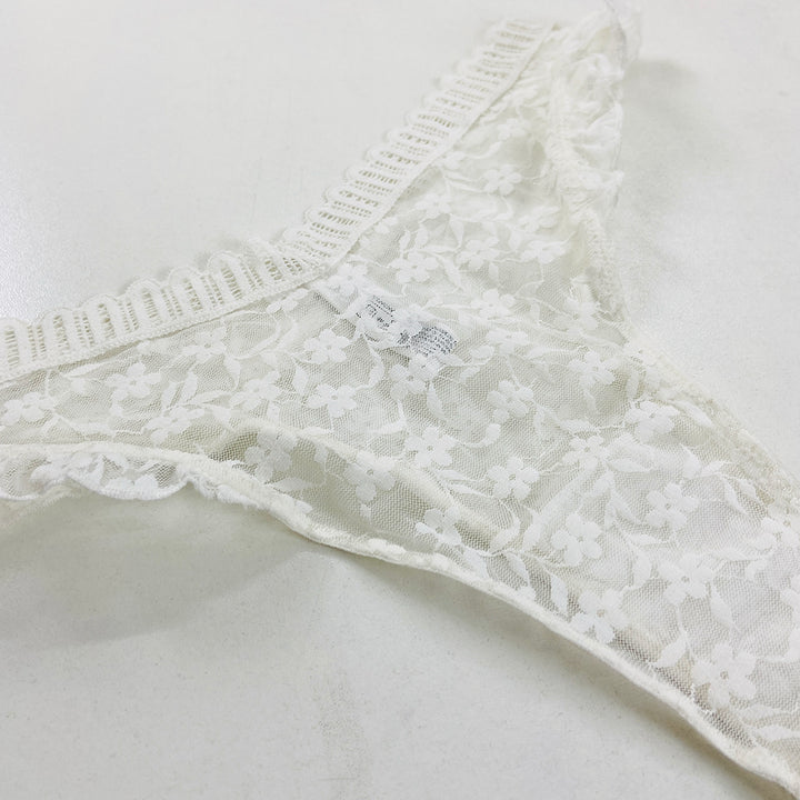 Ladies Lace Thong with Side Ruffles