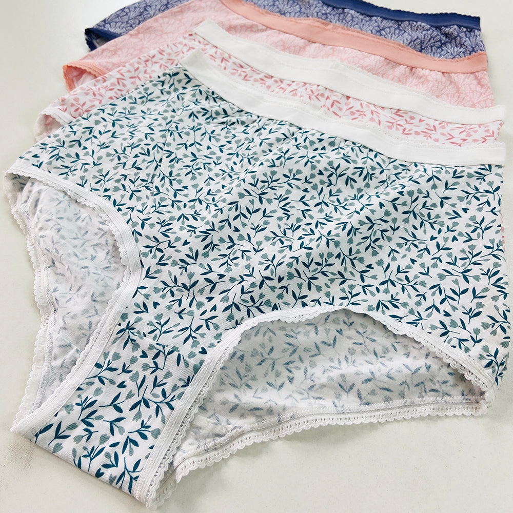 Pack of 4 Ladies High Waisted Full Back Cover Printed Brief Panty