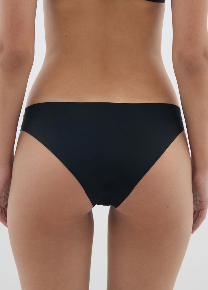 Womens Seamless Mid Rise Invisible Soft Comfort Brief Panty