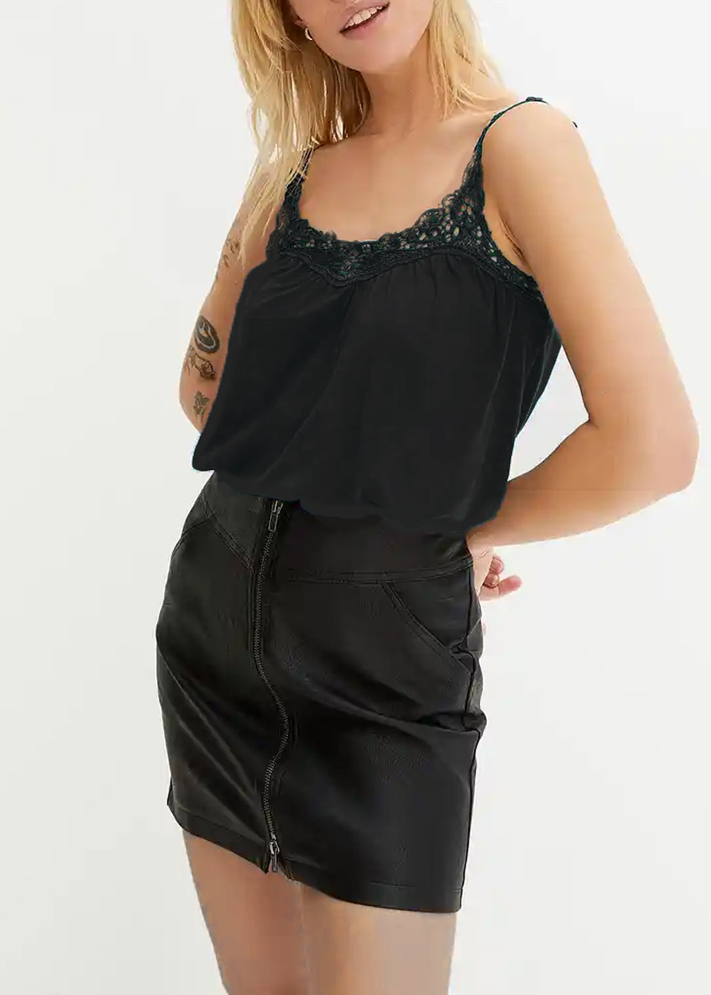 Ladies Sleeveless Stylish & Comfortable Lace Tank Top