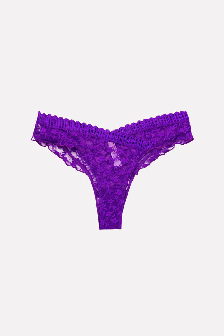 Ladies Lace Thong with Side Ruffles